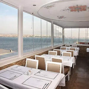 **** Hotel Karakoy Port Türkei